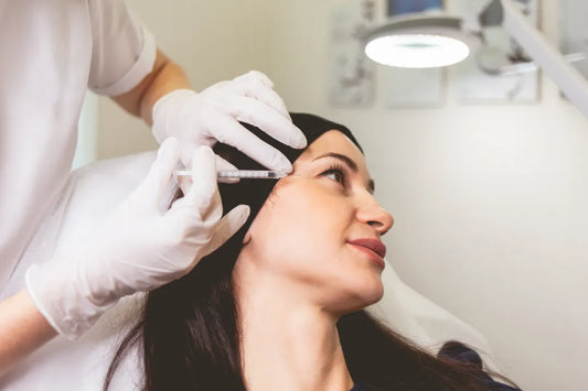 Botox tercio superior (tres zonas) + regalo masaje relajación 30 min.
